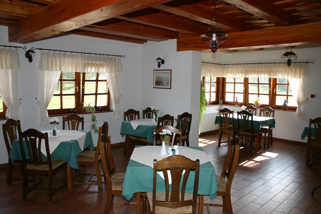 Kadarta Vendeglo Panzio Bed & Breakfast Veszprém Eksteriør bilde