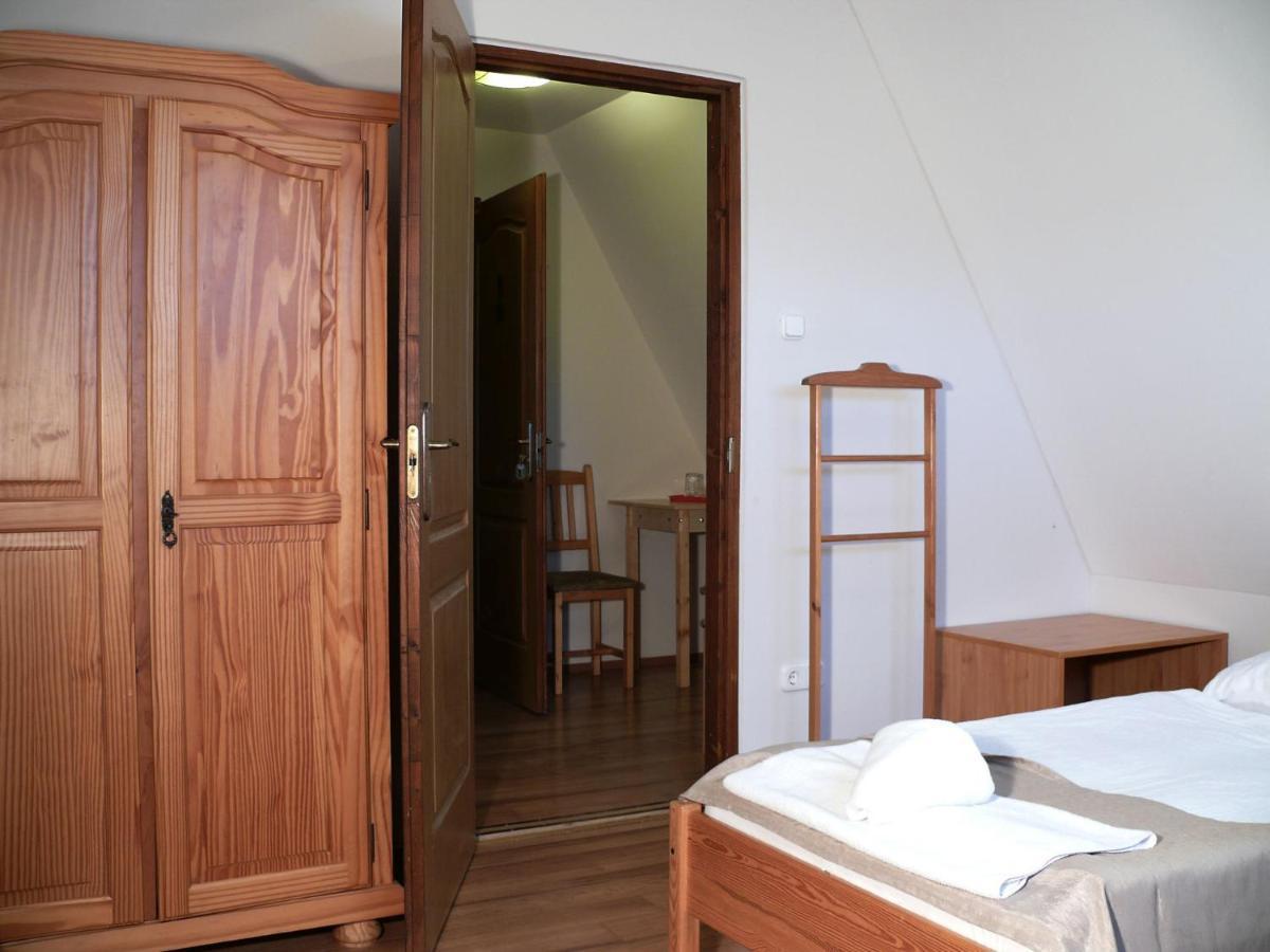 Kadarta Vendeglo Panzio Bed & Breakfast Veszprém Eksteriør bilde